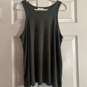 NWOT ODDY Olive Green Flowy Ribbed Tank Top Size L 🌿
